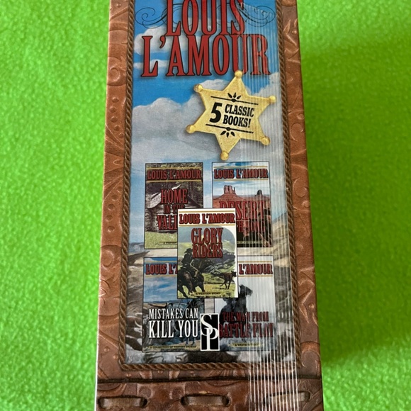 Louis L’Amour Box Set - Picture 5 of 6